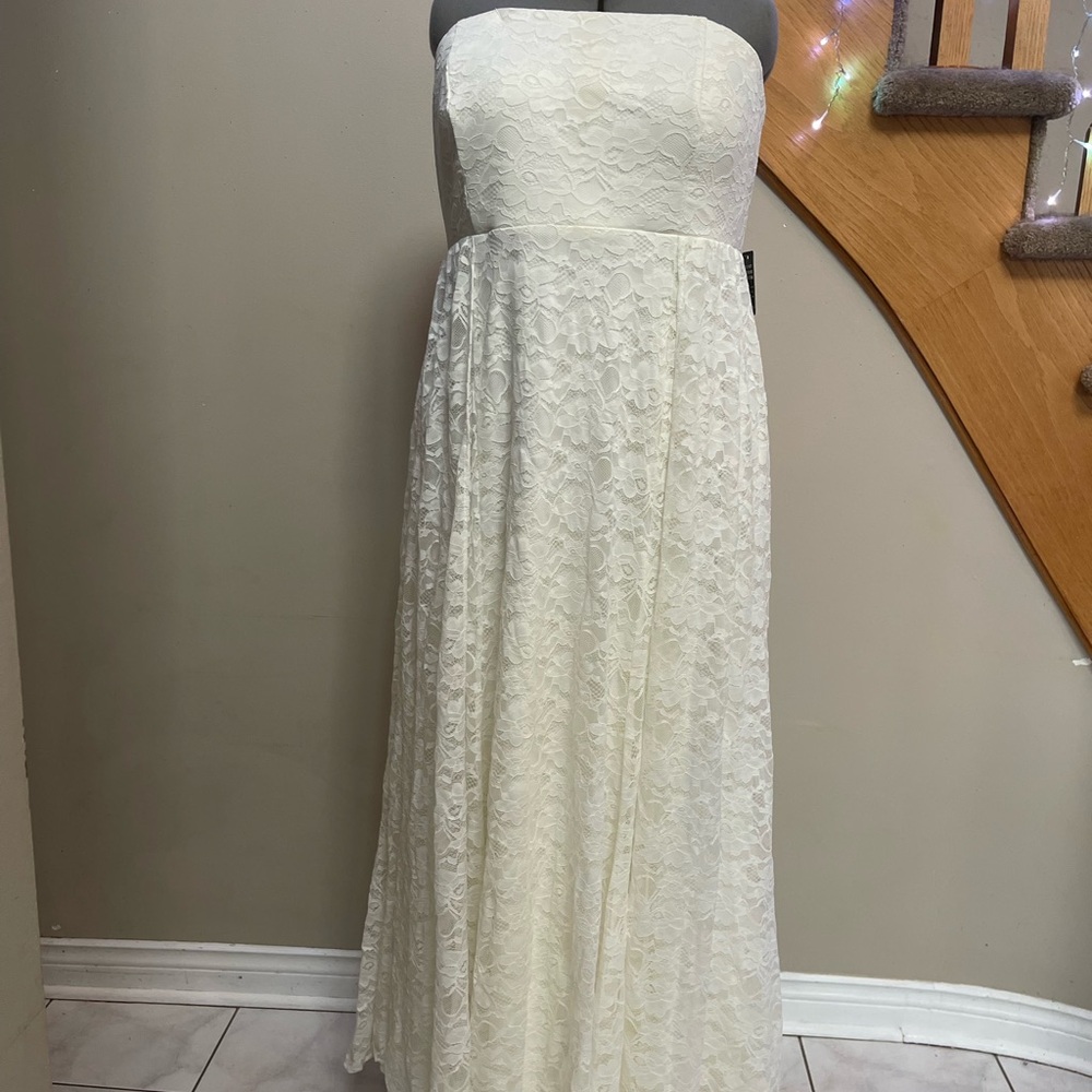 Torrid Cream Lace Overlay Gown